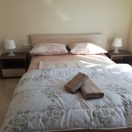 Jordan'S 3Rd Appartment At 尼亚米卡尼奥纳 外观 照片