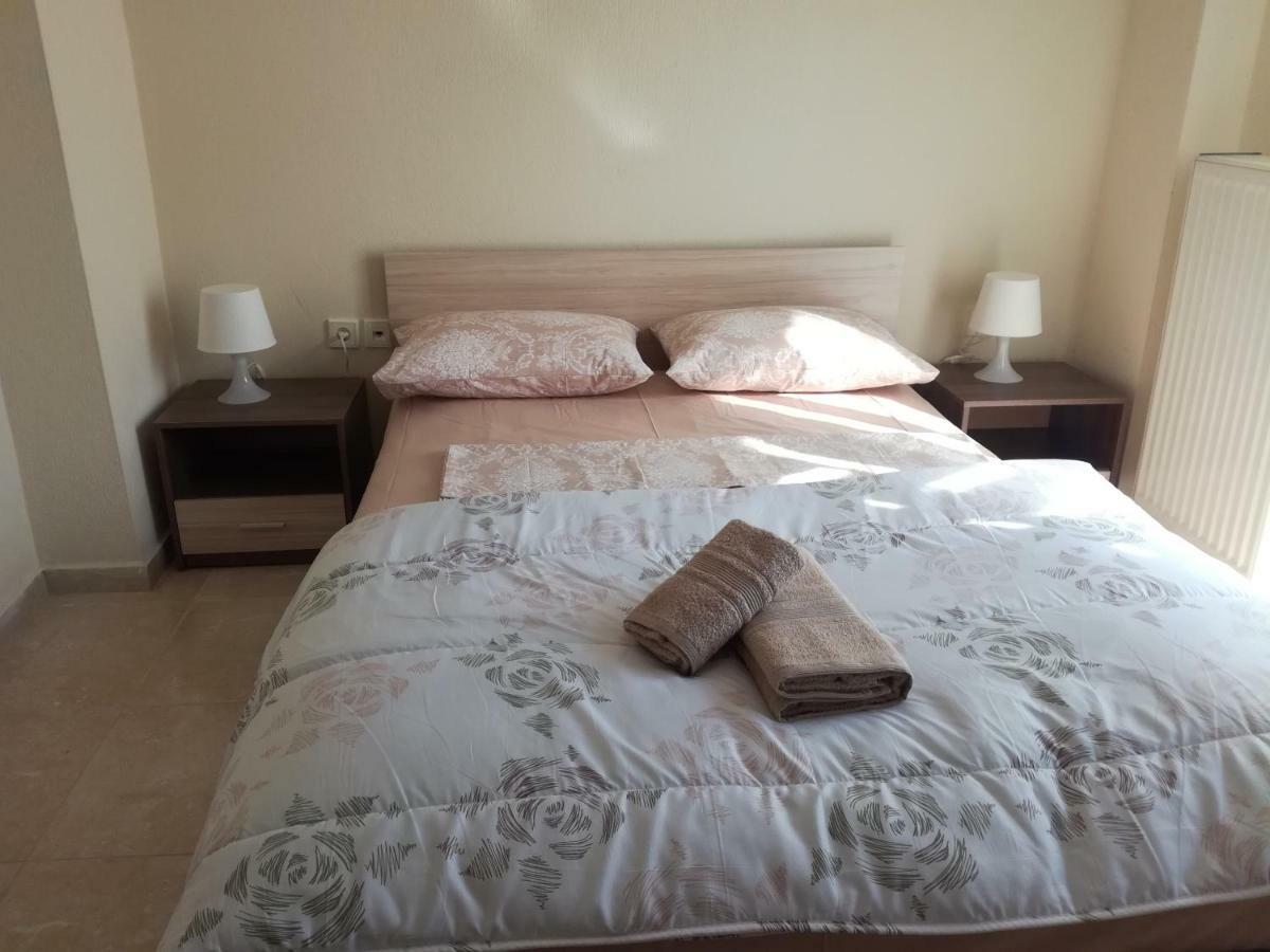 Jordan'S 3Rd Appartment At 尼亚米卡尼奥纳 外观 照片