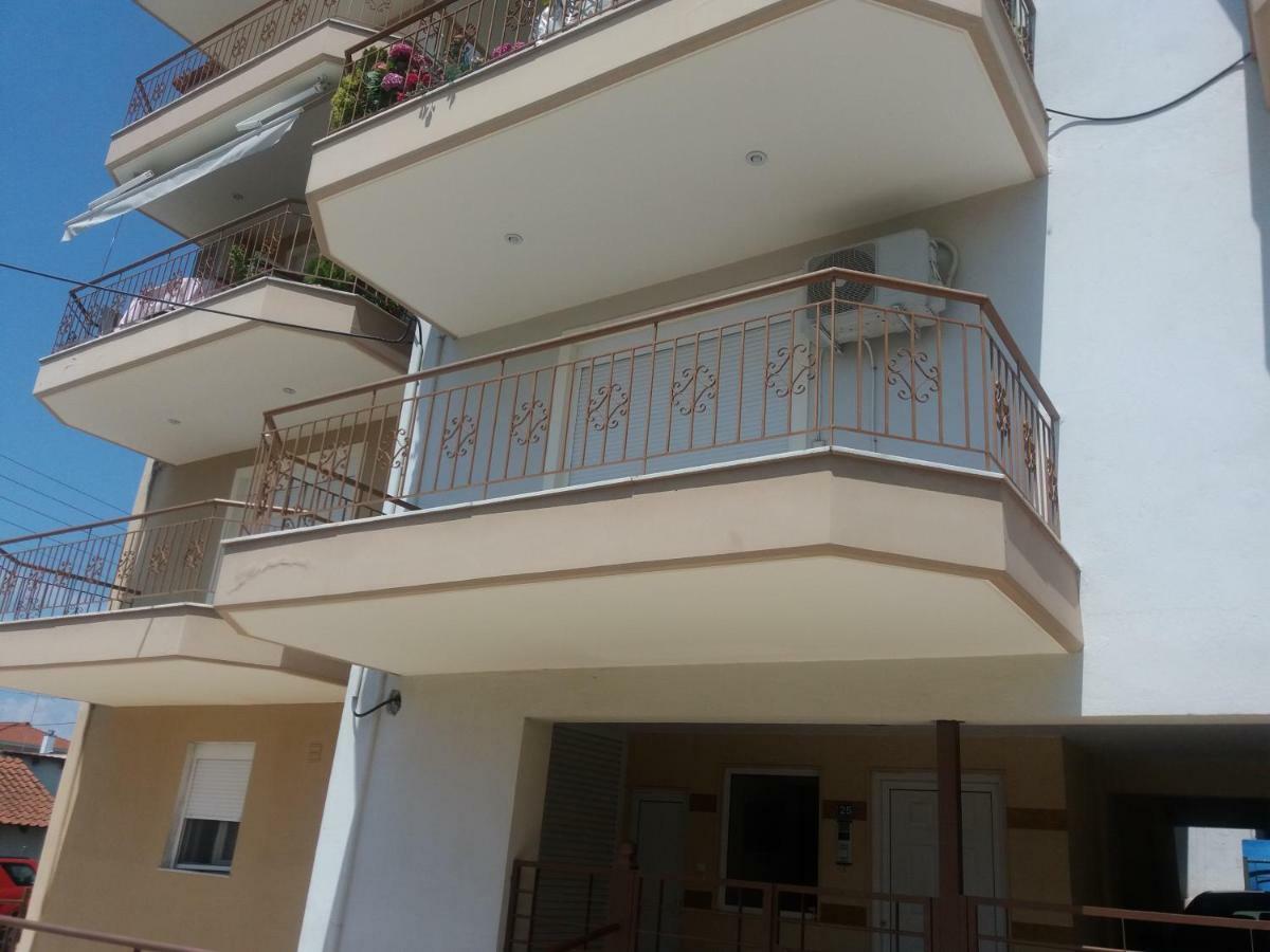 Jordan'S 3Rd Appartment At 尼亚米卡尼奥纳 外观 照片