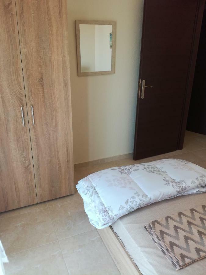 Jordan'S 3Rd Appartment At 尼亚米卡尼奥纳 外观 照片