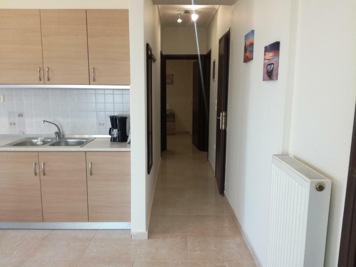 Jordan'S 3Rd Appartment At 尼亚米卡尼奥纳 外观 照片